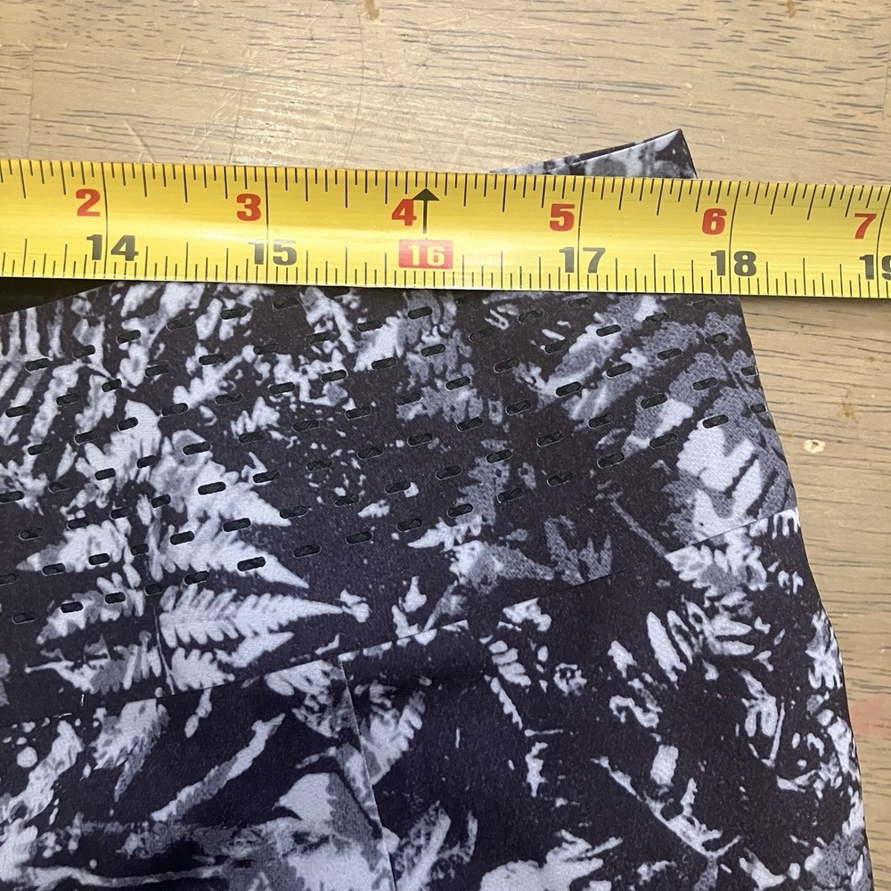 Lululemon Men's Current State Board Short 9" Black Floral Swimming Shorts Sz 34 - Picture 8 of 11
